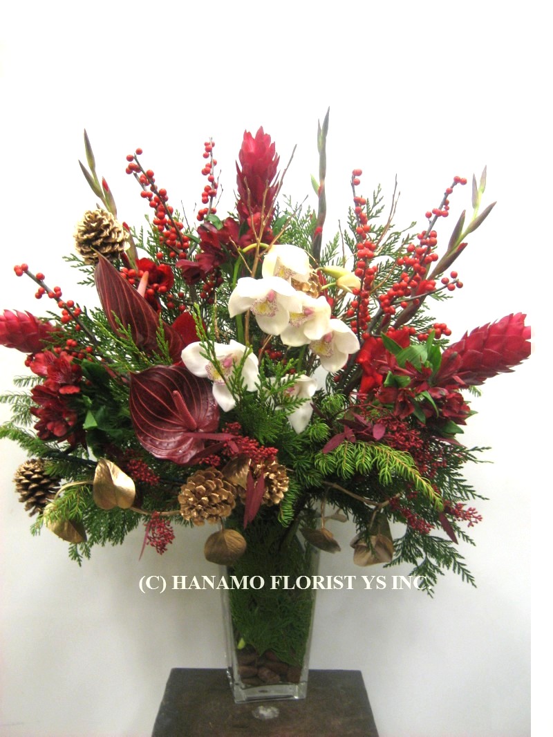 CMAS061 Festive Flower Arrangement in Vase Large