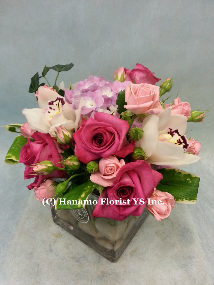 HANA1002 Seasonal Pink Tone Arrangement in 5 inch Cube