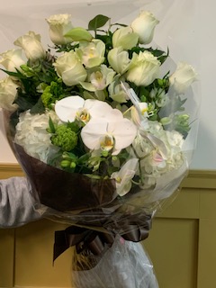 VALE231 Elegant DesigneWhite Flower Hand-tied Bqt Premium