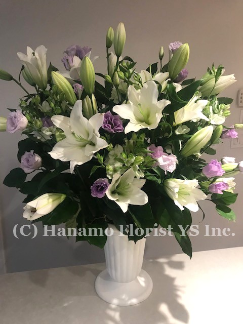 SYMP601 Simple & Elegant White Lilies and Seasonal Flowers ML - Click Image to Close