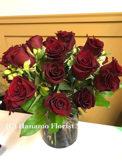 VALE214  2 dozen Premium Red Roses in a Vase