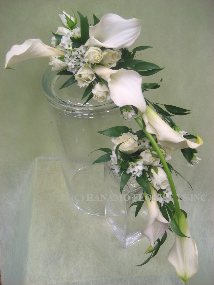 WEDO038 White Calla Cake Flowers for 3 Layerd Cake