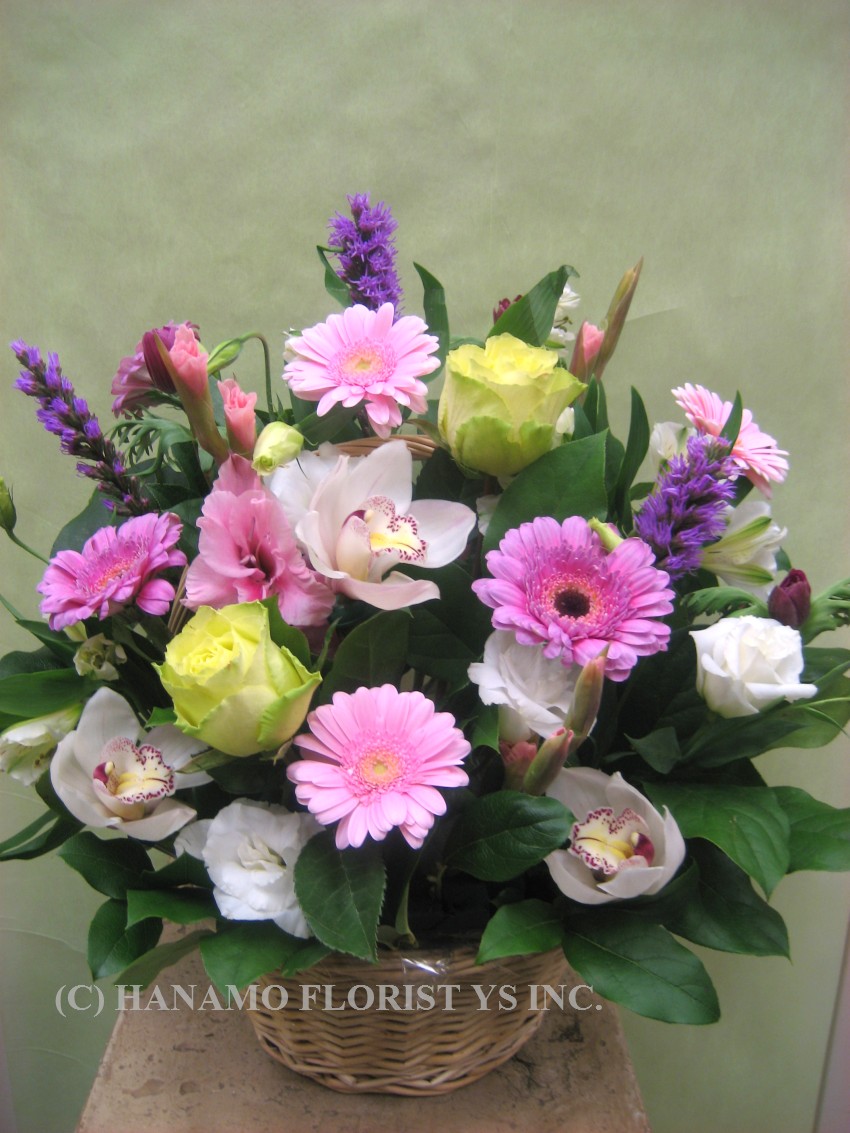 BASK007 Spring Basket Arrangement Medium