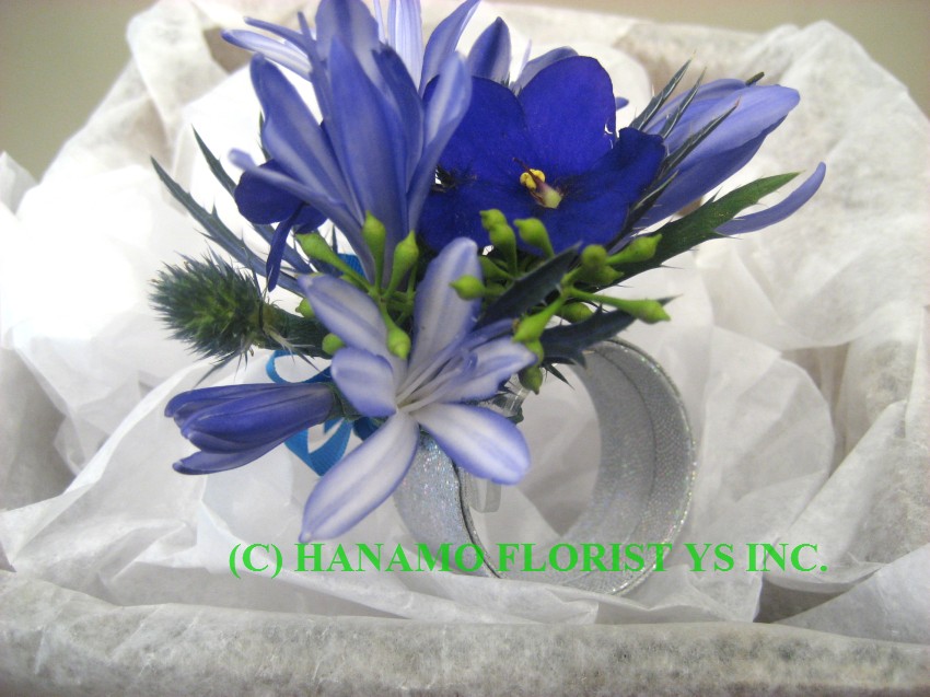 CORS026 Blue Flowers Wrist Corsage