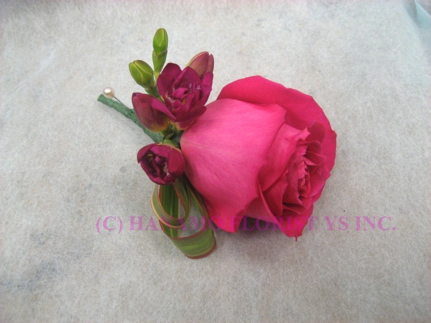 CORS028 Hot Pink Rose Boutonniere