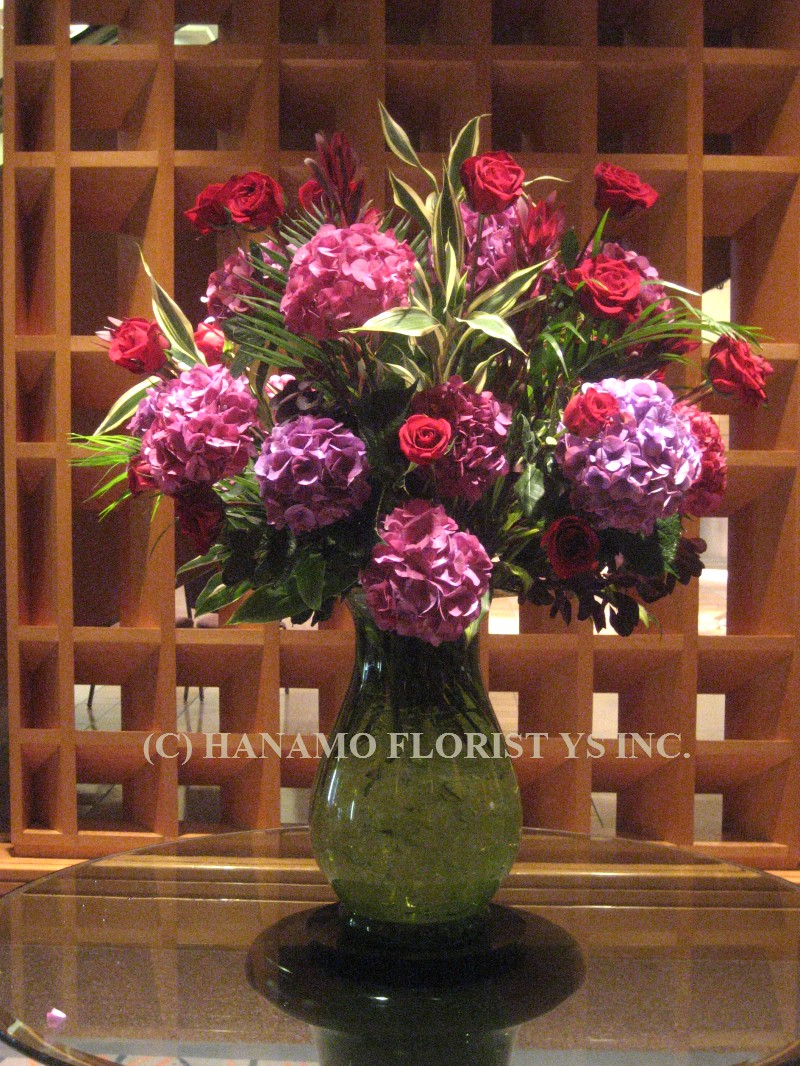 LOBB006 Hydrangea & Roses in an extra large vase - Click Image to Close