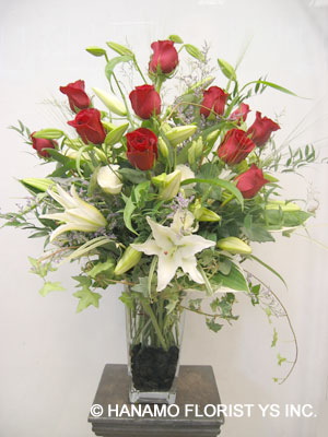 VANNI004 1 doz Premium Red Roses and White Liles