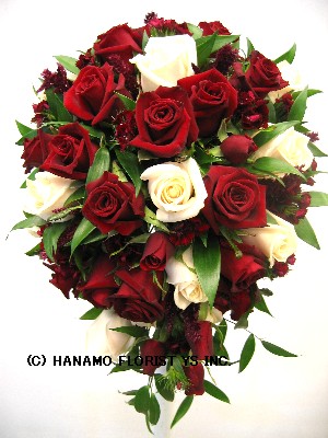 WEDB024 Burgundy & Champagne Roses Oval Buquet on the Holder