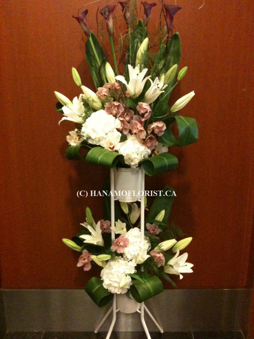 CONG1015 Double Stand Flowers in your Color Scheme