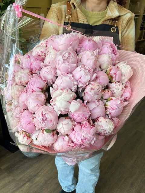 HAND506. Pink Peony Hand-tied Bouquet