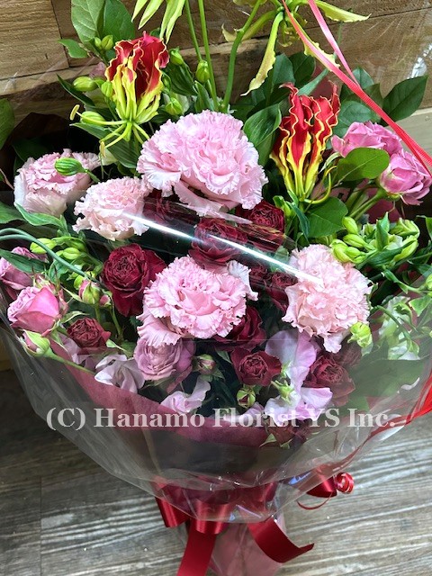 VALE233. Designers Valentines bouquet with flowers from Japan