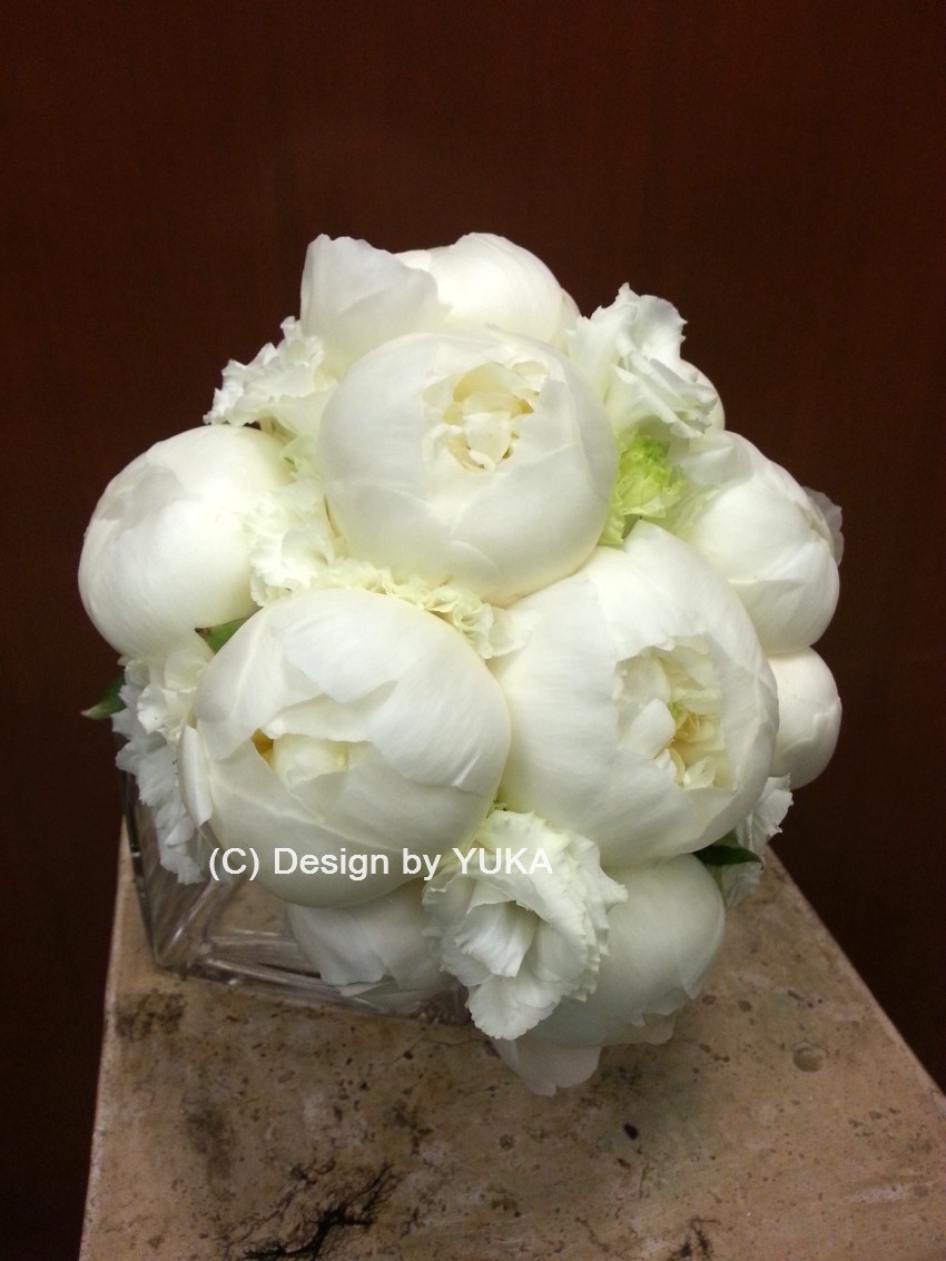 WEDB612 White Peony Bouquet